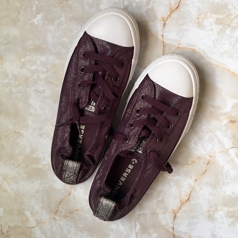 NWOT Converse Purple/Metallic Elastic Girls Size 2